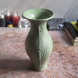 Vase 04